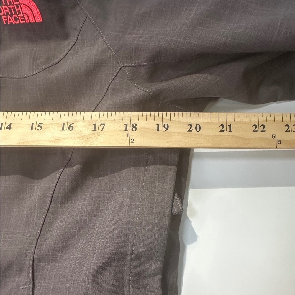 The North Face Womens Gray Pink Hooded Shell Jacket Medium Full Zip A7CP F14 - Picture 13 of 16